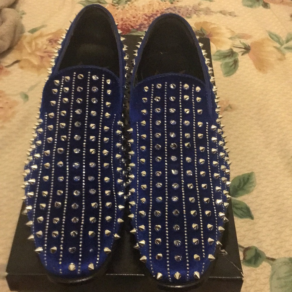 Dress shoes for men